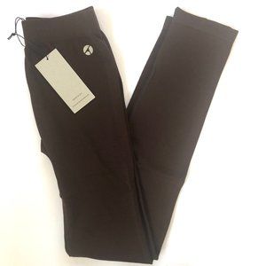 Avocado Activewear Leggings in Dark Brown